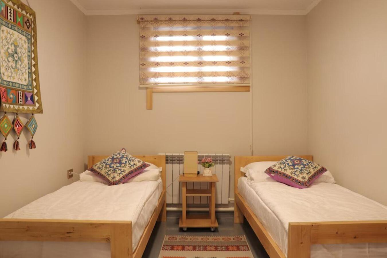 Salamat Hotel Bishkek Bagian luar foto